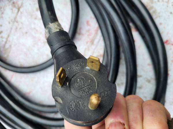 10 gauge Cords - $1,11163470634467969121