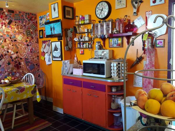 $300 Artist Studio/Workspace (oakland east)63888989012995124
