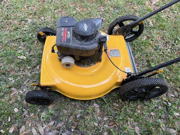 Lawn Mower/lawnmower MTD push mower Excellent Conditions 1