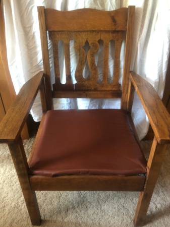 Oak Chair 1