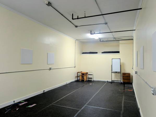 $840 / 592ft2 - ☞ 592 FT Erving Business Office Rental Space With Windows (Erving - Greenfield Area)64181050765057122