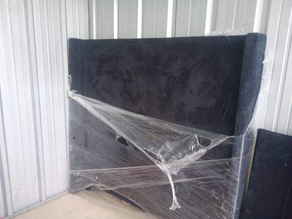 Queen size headboard 1