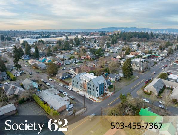 $700 / 1br - CALL for 2 FREE MTH + Furnished Patios w Lantern & Loft Layout Avail! (Rose City Park Neighborhood)63870108874753120