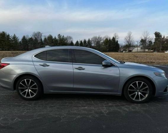 2015 Acura TLX 4 cilindros completamente equipado - $10,500 (Brooklyn)63470889044993122