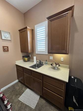 $1,155 / 1br - @Hermoso 1BR Casita amueblado – ¡Todos los servicios incluidos! (Chula Vista)63657123957251123