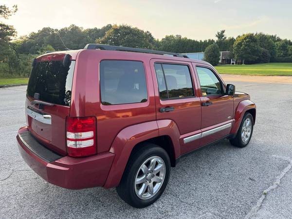 2012 JEEP LIBERTY SPORT - $6,50063502063067649122