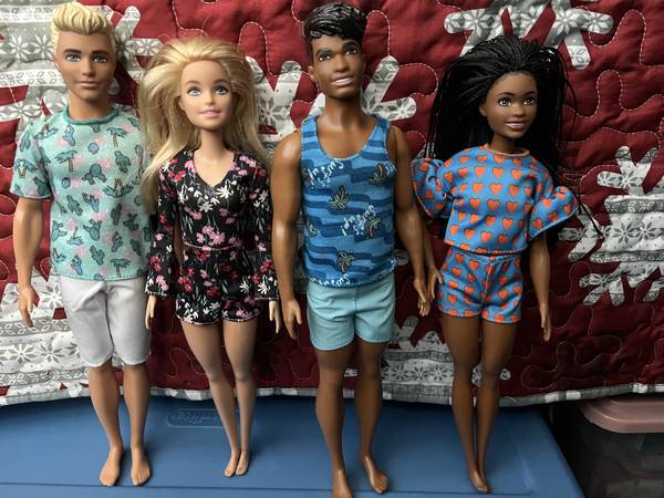 Barbie and Ken Dolls x4 1