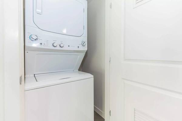 $2,039 / 2br - 905ft2 - Your dream 2 bed, 2 bath is closer than you think! Call now! (Covington)63929300926210124