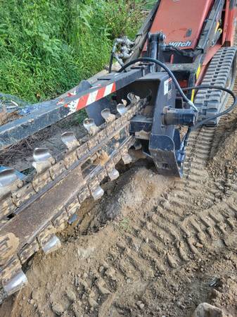 Mini Skidsteer Trencher 1