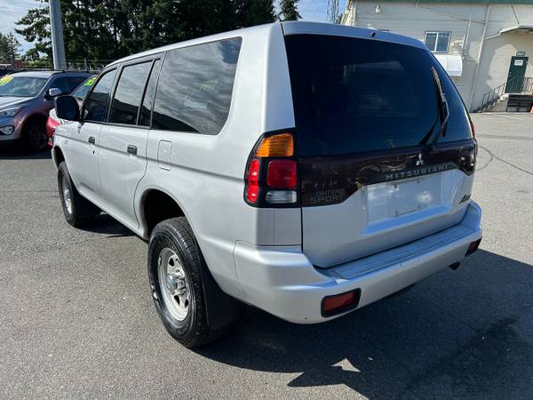 2002 Mitsubishi Montero Sport 4puertas 4WD ES - $5,995 (Lynnwood Washington)63622964804227124