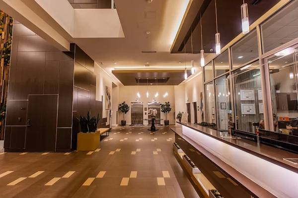 $3,525 / 2br - 944ft2 - Huge 2 Bed w/Massive Balcony & City Views (San Diego, California)63701626761731121