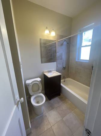 $3,100 / 1br - Fenway 1 Bed Split/1 Bath Apartment | Near Hynes Convention Center (Fenway)63810087722241122