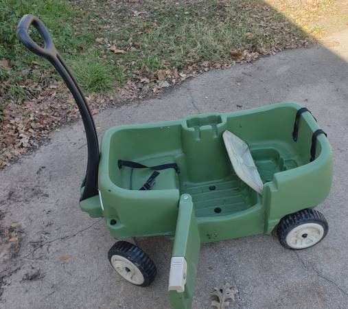Step 2 Kids Wagon 1