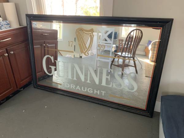 Guinness draught mirror 1