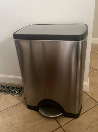 Simple Human Trash Can 1