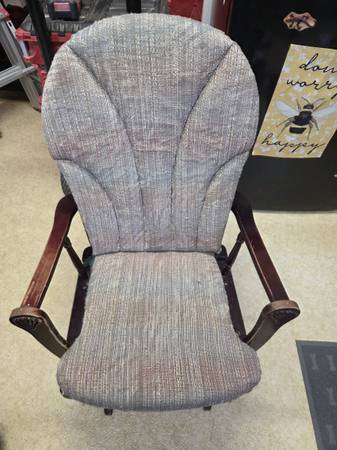 Rocking Chair 1