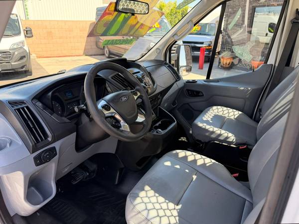 2018 Ford TRANSIT 350 - Photo 13
