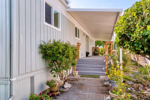 $359,000 / 2br - 1392ft2 - 708 Seville Way, Novato - FOR SALE (novato)63753057569537122