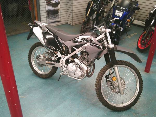 2023 Kawasaki KLX230 S SKU:UPJP01892 Kawasaki KLX 230S - $2.999 (Windham, Nuevo Hampshire)63471247331075122