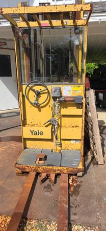 Yale Order Picker 3000lb 1