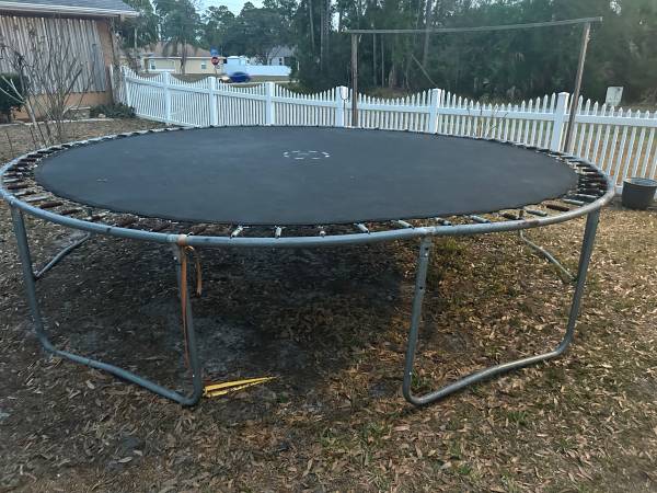 Trampoline in good shape needs home $ 45. 1