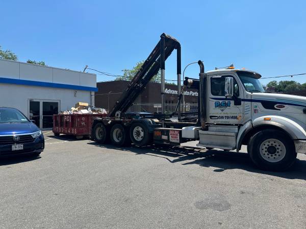 Entry-Level Roll-Off Driver (Training Provided) 1