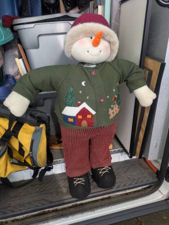 37" Snowman Figure 1