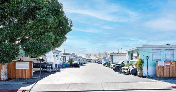 Looking for an affordable place 1