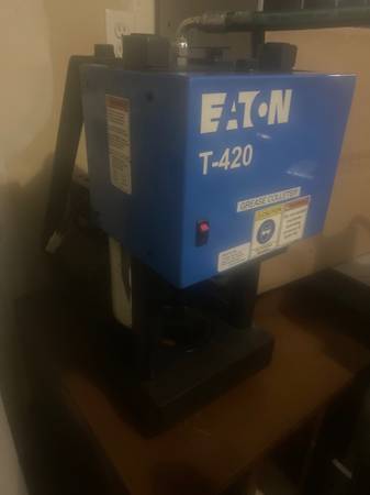 T420 hydraulic hose press 1