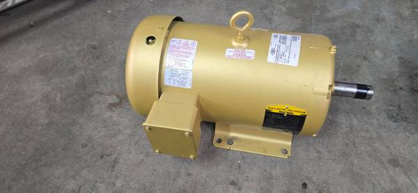 Baldor Reliance Super E 5Hp 3 Phase Motor New! 1