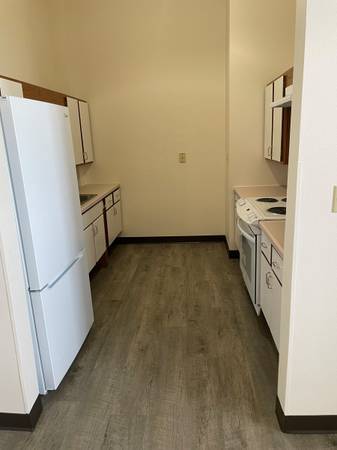 $755 / 1br - Riverfront Park views! Utilities included! (Downtown Chippewa Falls)63845958735491120