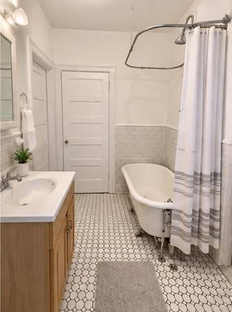 Charming Single Unit in Philadelphia | Carpenter St | $1400| Available 1