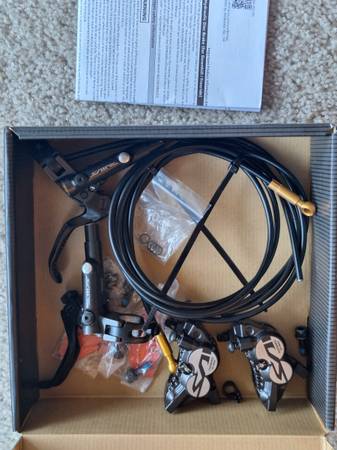 SHIMANO SAINT Mountain Bike Brakes BL-M820 1