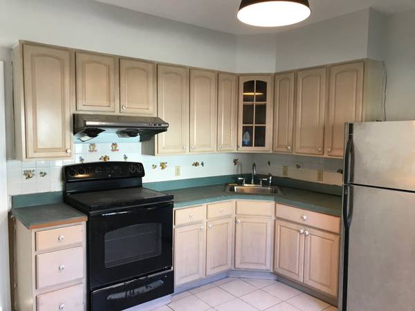 $1,100 / 150ft2 - Private One Bedroom for rent in 2-Family House (North Quincy)63828556664449123