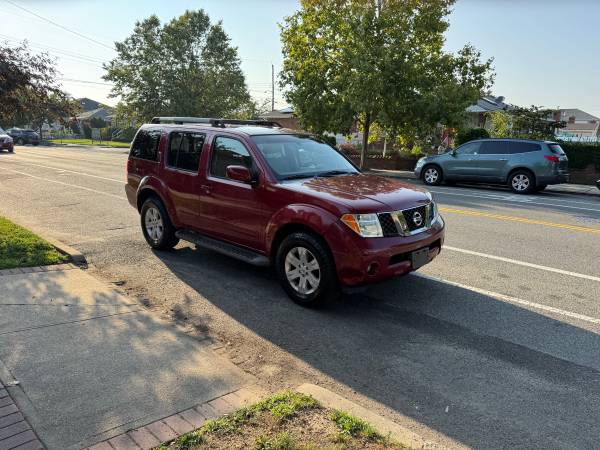 2006 Nissan Pathfinder Le 4WD FULLY LOADED - $2,950 (ONLY 90K MILES)63441344792451121