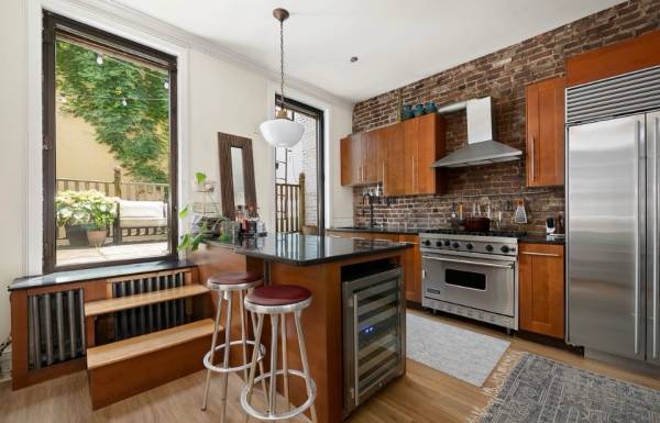 $4,000,000 / 6br - 2702ft2 - PRIME WILLIAMSBURG 2 FAMILY (Brooklyn)63854289552515123
