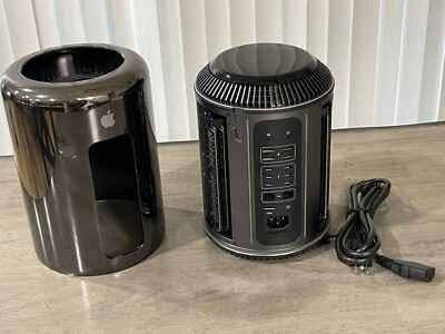 Mac Pro  A1481 Desktop Computer 1