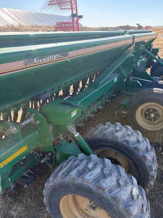 Great plains Drill Model 2000-4006 1