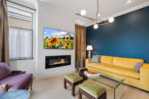 $1,450 / 1br - 1139ft2 - Impresionante condominio de una habitación y 1.5 baños (Oklahoma City)63670503110657120