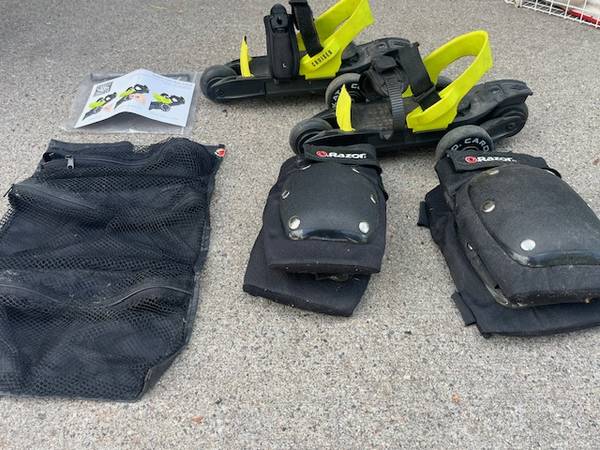 Fun Adjustable Skates 1