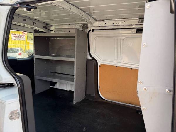 2022 Ford TRANSIT CONNECT XL - Photo 10