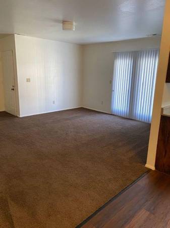 $1,225 / 2br - 1040ft2 - Playground, Professional & Responsive Management, Smoke Free63674398557955123