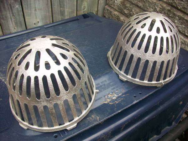 Strainers for flat roofs 1