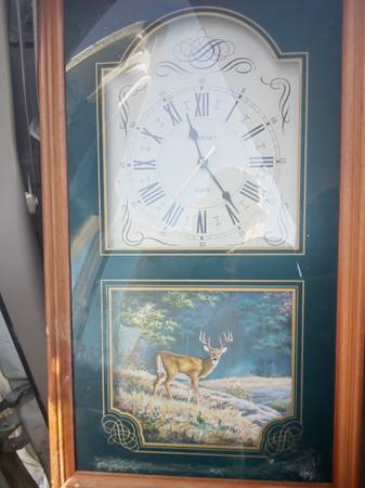 Wall Clock trophy Buck 1