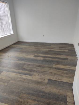 $1,800 / 1600ft2 - Storage Space/Office/WorkShop/Light Industrial (Milford)64010165301250120