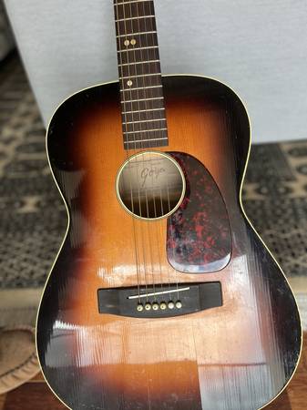 Vintage Goya Guitar 1