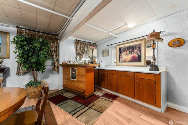 $1,850 / 3br - 2000ft2 - Downtown Chelan (CHELAN)63861316020995122