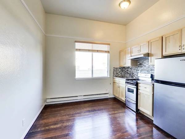 $900 / 1br - ***Durant Ave---------Berkeley, CA*** (Durant Ave,)63946804634755121