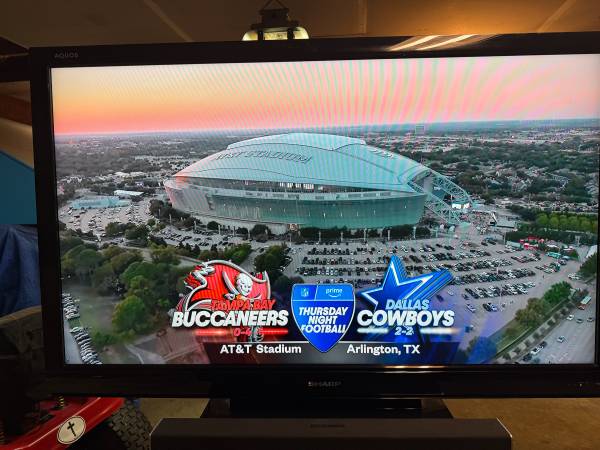 60” SHARP SMART TV 1