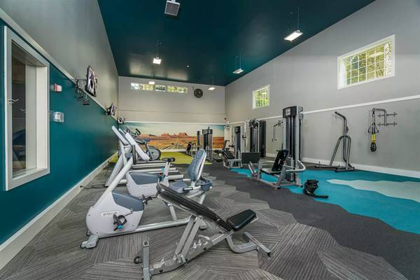 $2,025 / 2br - 1042ft2 - Live large, dream bigger: Spacious 2 BR, 2 BA available! (Silverdale)63688567442051120